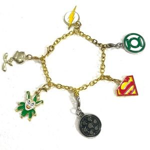 NWOT BRACELET LOONEY TONES TWEETY BIRD AND FRIENDS